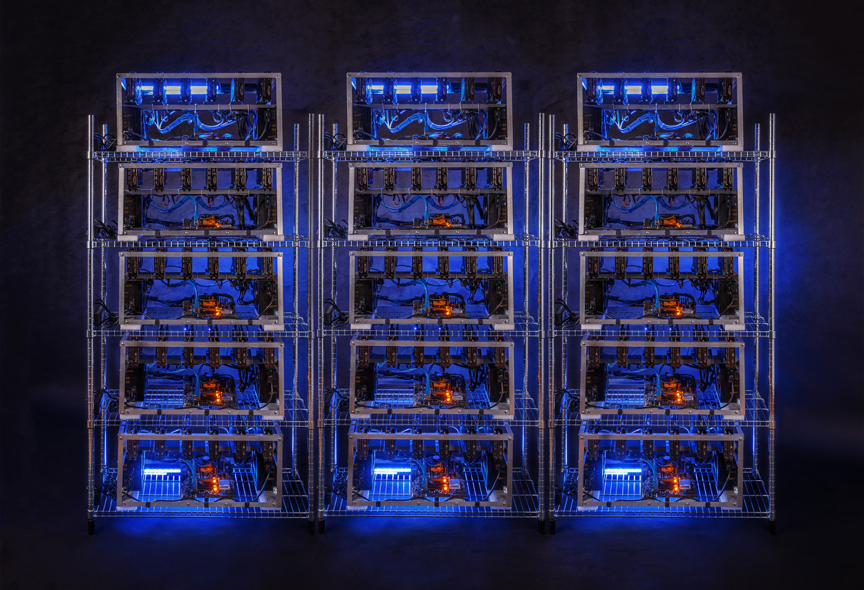 ASIC Mining Farm in Operation